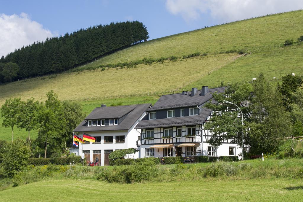 Landhaus Zum Sorpetal Hotell Schmallenberg Exteriör bild